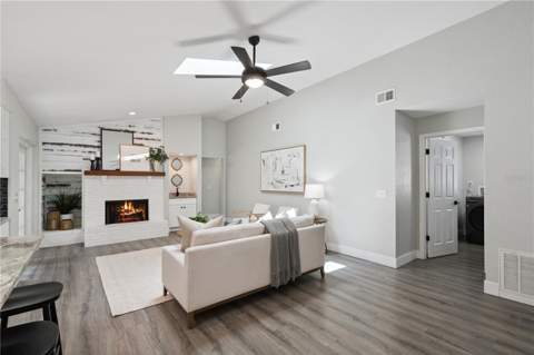 5905 Cedar Pine Drive, Orlando FL - photo 10 of 35