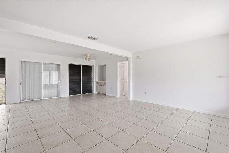 3 bedroom Single Family Residence at 21928 Beverly Avenue, Port Charlotte Sec 033, Port Charlotte — photo 5