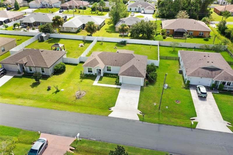 3 bedroom Single Family Residence at 18 Post Oak Lane, Pine Grove, Palm Coast — photo 2