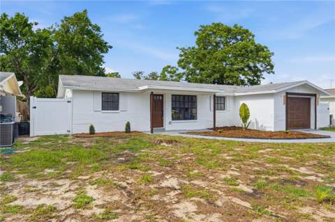 7811 Tyson Drive, Port Richey FL - photo 6 of 43