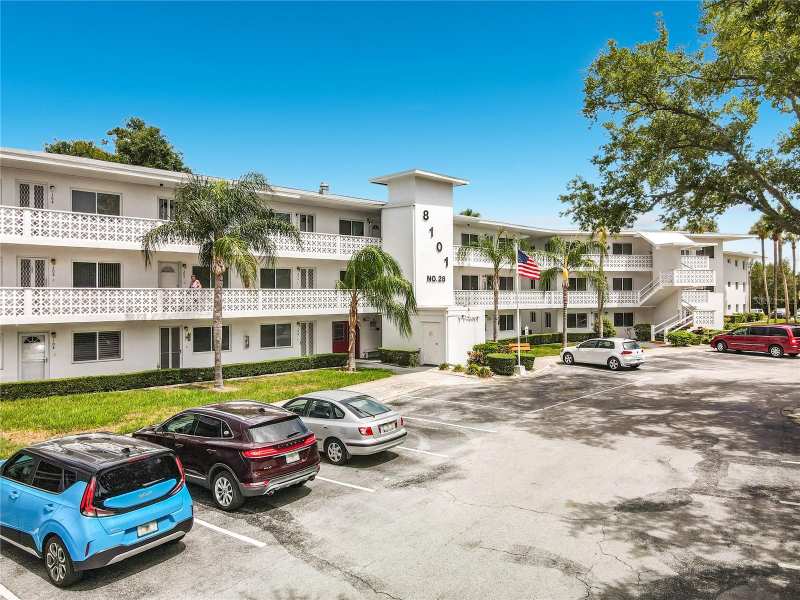 2 bedroom Condominium at 8101 113th Street #309, Seminole Garden Apts Co-Op, Seminole — photo 1