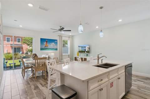 8201 Surf Street, Kissimmee FL - photo 12 of 70