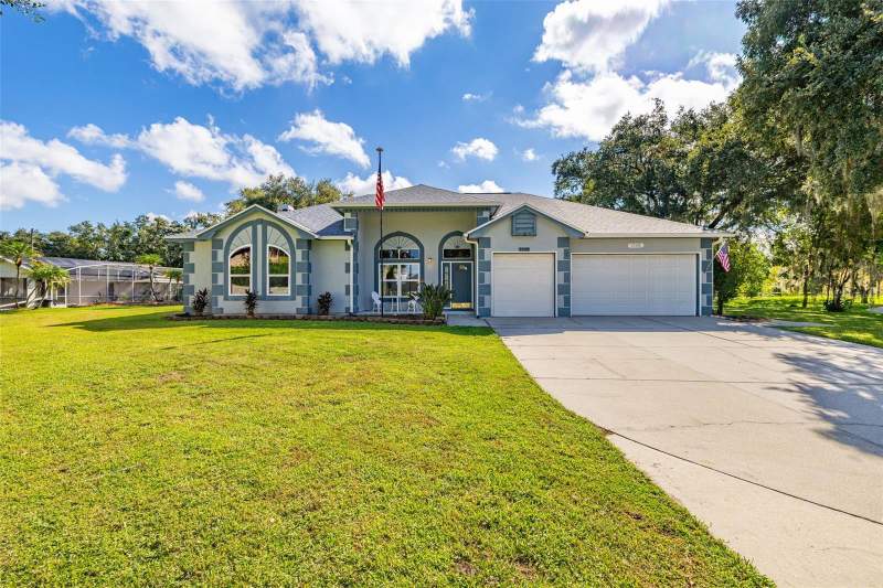 4 bedroom Single Family Residence at 1730 Kasey Court, Breckenridge, Kissimmee — photo 2