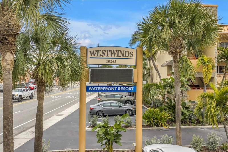 1 bedroom Condominium at 10265 Gulf Boulevard #B315, Westwinds Of Treasure Island Condo, St Petersburg — photo 4