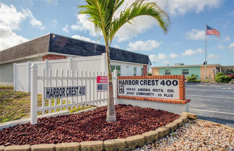 2 bedroom Villa at 13940 Anona Heights Drive #6, Harbor Crest 400 Apt, Largo — photo 4