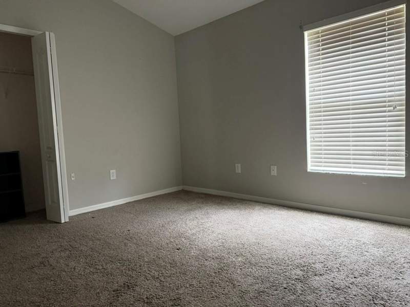 4 bedroom Single Family Residence at 13850 Royston Bend, Verandahs, Hudson — photo 5
