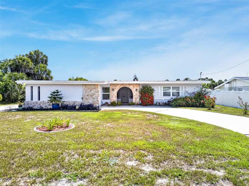 3 bedroom Single Family Residence at 3349 Rock Creek Drive, Port Charlotte Sec 008, Port Charlotte — photo 1