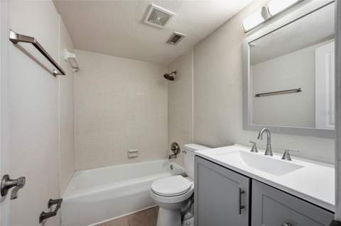 507 NW 39th Road #122, Gainesville FL - photo 14 of 26