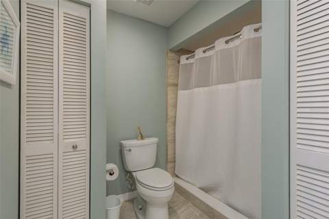 10429 La Mirage Court, Tampa FL - photo 20 of 44