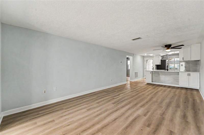 2 bedroom Condominium at 4247 Stratford Drive, Gardens Beacon Square, New Port Richey — photo 3