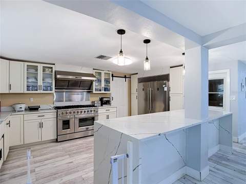 3516 Floramar Terrace, New Port Richey FL - photo 14 of 89