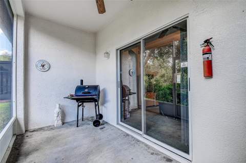 10109 Mowry Lane, Tampa FL - photo 17 of 25