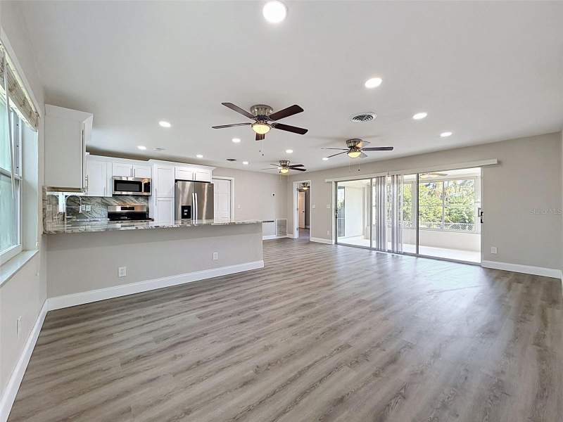 3 bedroom Single Family Residence at 307 87th Avenue, Sun-Lit Shores, St Petersburg — photo 4