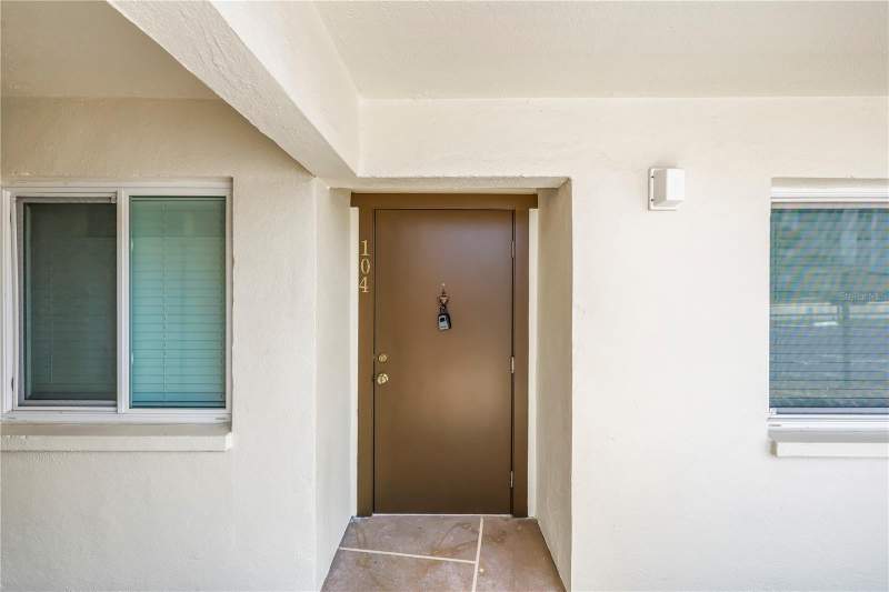 2 bedroom Condominium at 4435 1st Street #104, Placido Gardens, St Petersburg — photo 3