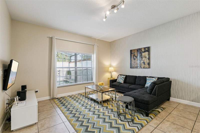 4 bedroom Townhouse at 4839 Clock Tower Drive, Storey Lake, Kissimmee — photo 3
