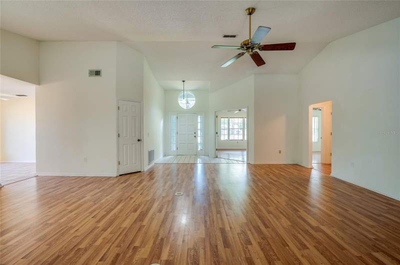 4 bedroom Single Family Residence at 203 Live Oak Court, Misty Oaks, Lake Mary — photo 5
