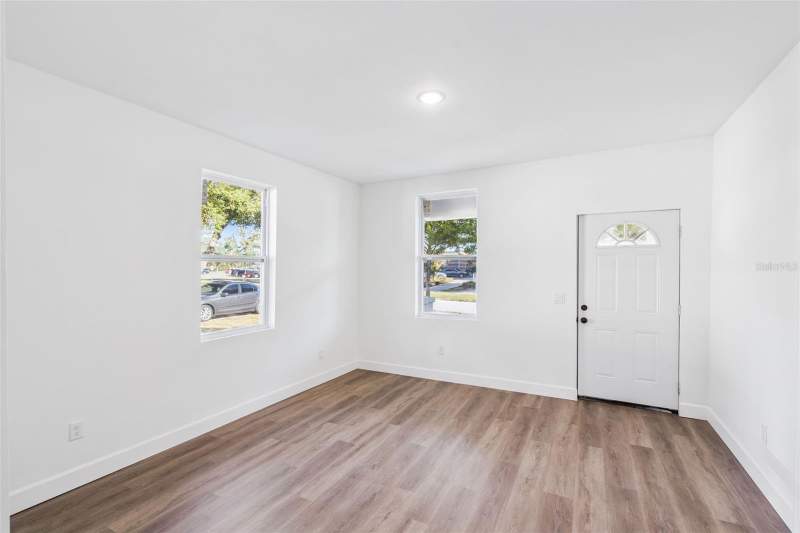 3 bedroom Single Family Residence at 248 E MAGNOLIA STREET, GROVELAND, GROVELAND — photo 5