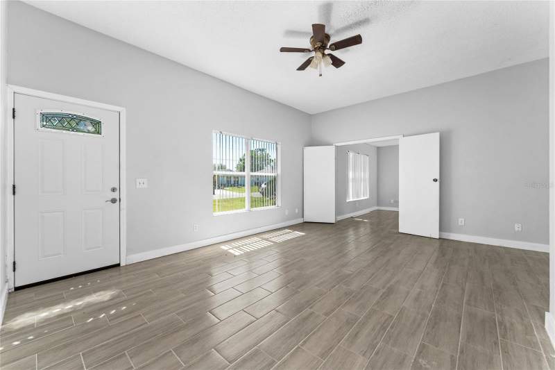 2 bedroom Single Family Residence at 309 Cornwallis Court, Poinciana Village 1 Nbhd 1 North, Kissimmee — photo 3