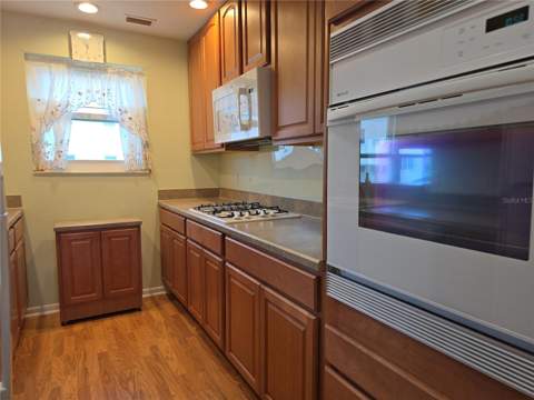 5603 80th Street #410, St Petersburg FL - photo 11 of 57
