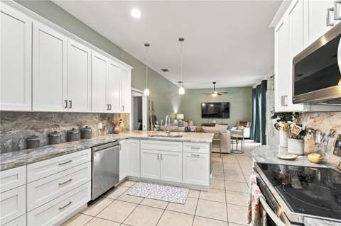 2267 Cross Tee Court, Brooksville FL - photo 8 of 38