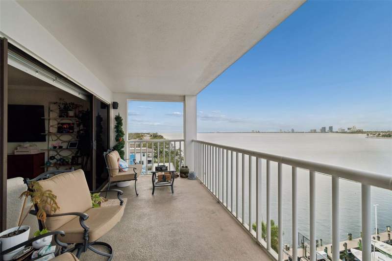 2 bedroom Condominium at 2 Adalia Avenue #704, Adalia Bayfront Condo, Tampa — photo 4