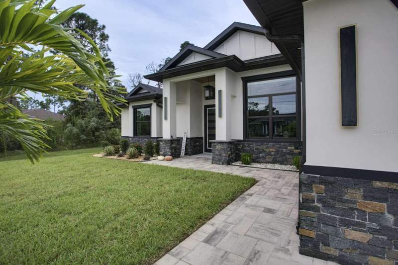 3 bedroom Single Family Residence at 5220 Adina Circle, Port Charlotte Sub 18, North Port — photo 2