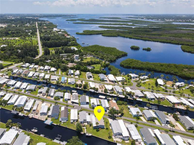 3 bedroom Manufactured Home at 3204 Sunny Harbor Drive, Pelican Harbor Mob Home Estates, Punta Gorda — photo 2