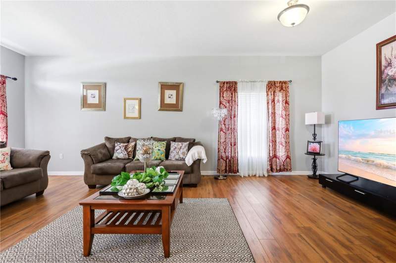 3 bedroom Single Family Residence at 907 Hacienda Circle, Estancia, Kissimmee — photo 5