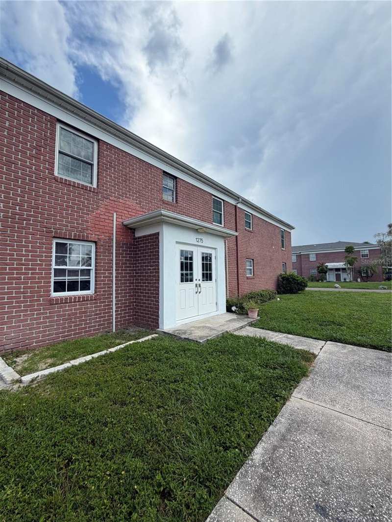 3 bedroom Condominium at 1275 85th Avenue #1275B, Jamestown Condo, St Petersburg — photo 1
