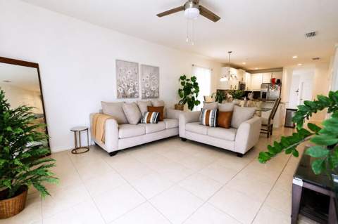 5003 Royal Point Avenue, Kissimmee FL - photo 6 of 15