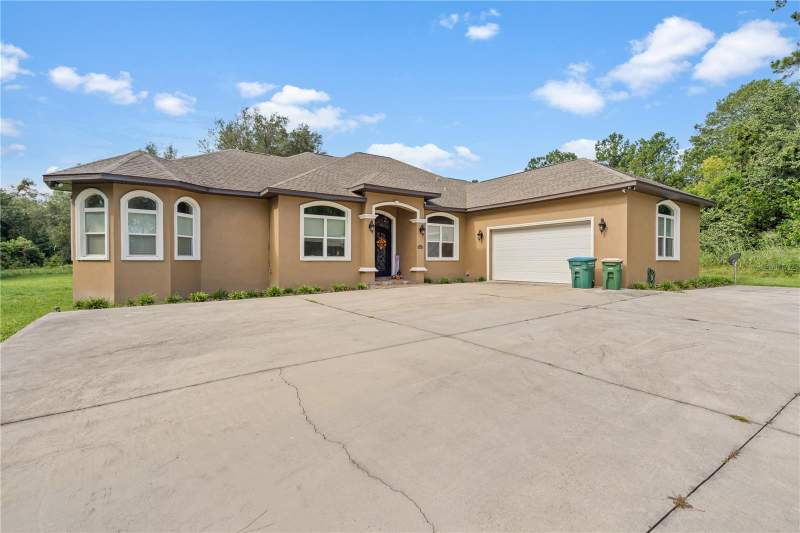 3 bedroom Single Family Residence at 16635 SW 139th Avenue, Archer, Archer — photo 2