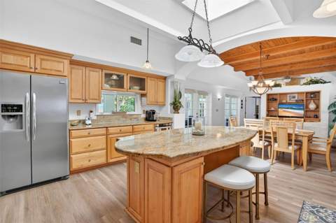 831 Mandalay Avenue, Clearwater Beach FL - photo 14 of 61
