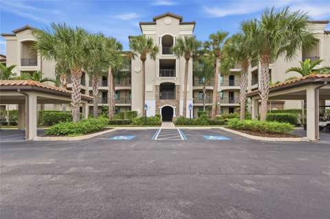 16814 Vardon Terrace #304, gated community for sale in Lakewood Ranch