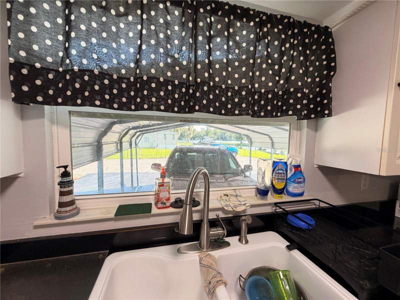3 bedroom Mobile Home at 56350 Acorn Road, Astor Forest Campsites Unrec, Astor — photo 5
