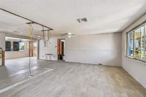 13603 Allyn Drive, Hudson FL - photo 9 of 81