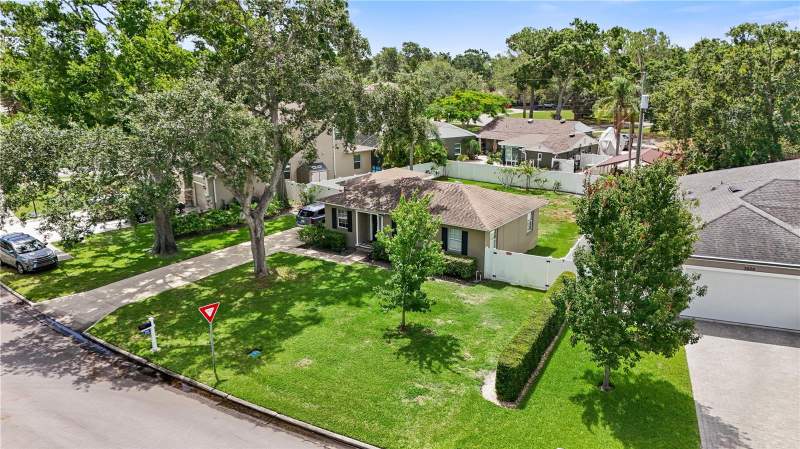 Bel MarHomes for Sale in Tampa, FL