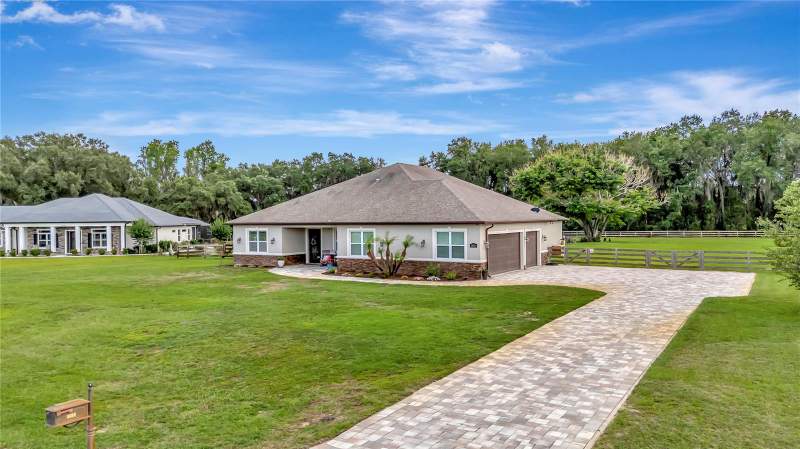 4 bedroom Single Family Residence at 5020 Lakeshore Ranch Road, Pretty Lake Ranch Sub, Groveland — photo 4