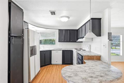 8819 Sheldon West Drive, Tampa FL - photo 23 of 43