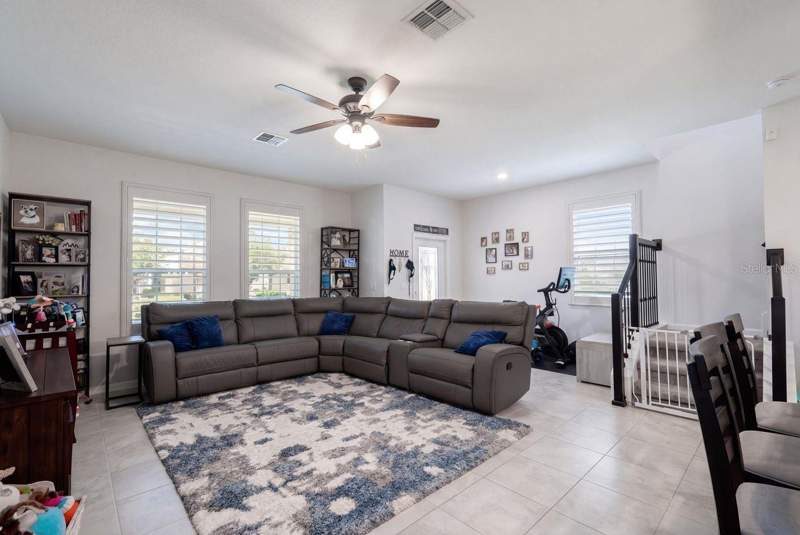 4 bedroom Single Family Residence at 17126 Quicksilver Avenue, Waterside On Johns Lake - Phase 2C, Winter Garden — photo 3