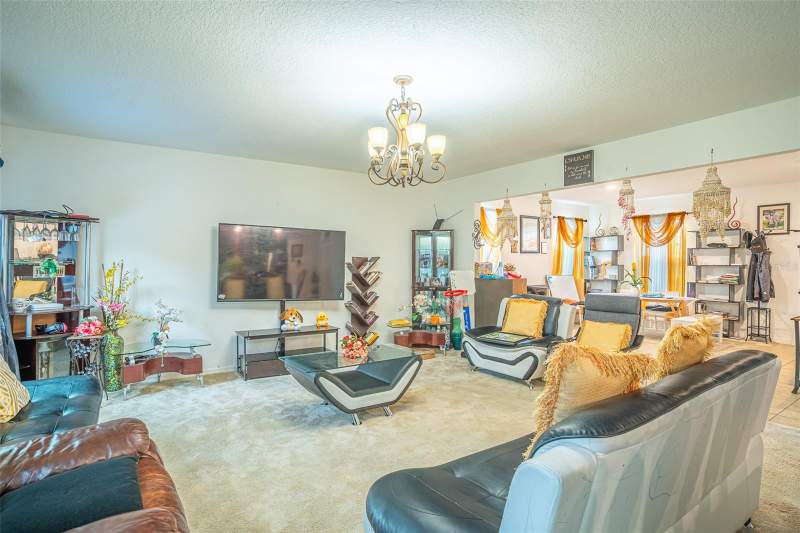 4 bedroom Single Family Residence at 15107 Zenith Avenue, Knight Lake Estates, Mascotte — photo 2