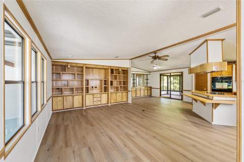 1004 Ann Avenue, Lady Lake FL - photo 10 of 47