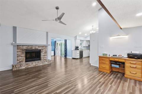 3613 Coppertree Circle, Brandon FL - photo 6 of 6