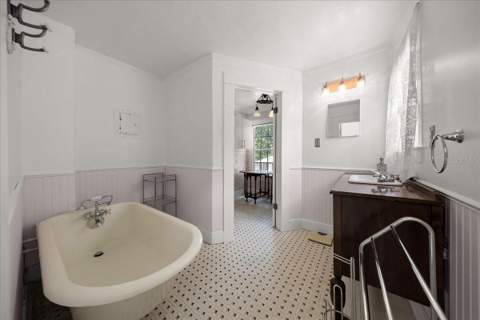 319 Carnation Court, Apopka FL - photo 17 of 63