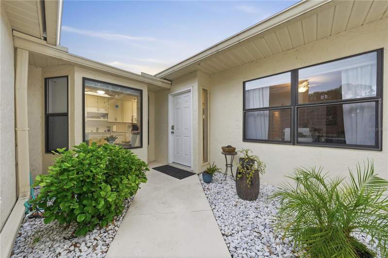 2 bedroom Condominium at 2226 Cypress Cove Drive, Tavares Cypress Cove Condo, Tavares — photo 2