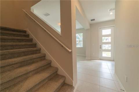 16306 Prairie School Drive, Winter Garden FL - photo 9 of 29