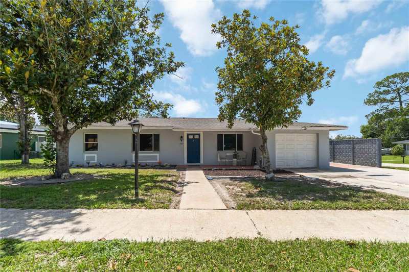 3 bedroom Single Family Residence at 1624 Bloomfield Avenue, Deltona Lakes Unit 72, Deltona — photo 1
