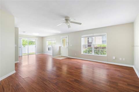 10932 Brickside Court #10932, Riverview FL - photo 8 of 37
