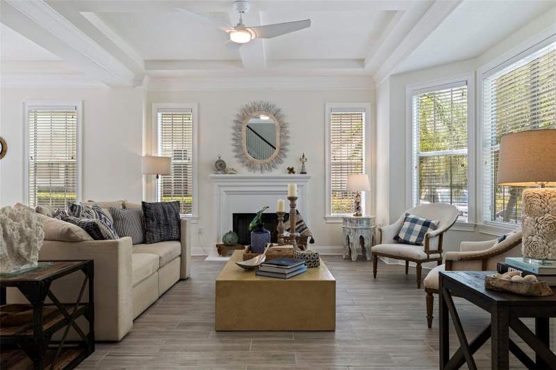 4 bedroom Townhouse at 125 Commonwealth Court, Back Bay At Carillon, St Petersburg — photo 3