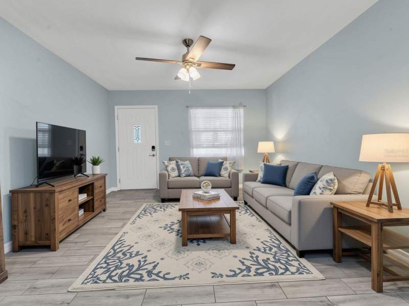 3 bedroom Single Family Residence at 1966 McKinley Street, Marymont, Clearwater — photo 2