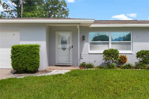 487 Lake Hill Lane, Largo FL - photo 8 of 32
